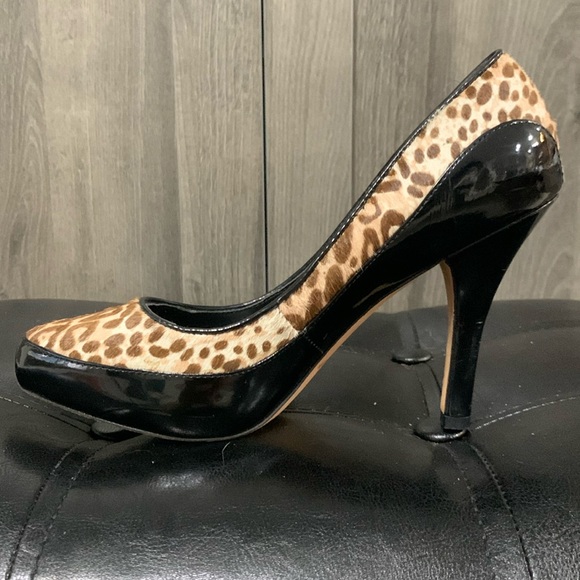 White House Black Market Cheetah Faux Fur Black Patent Leather Shoes Size 6.5M - Picture 6 of 12